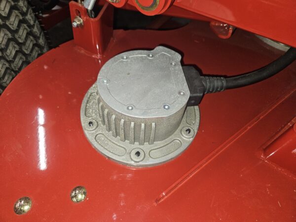 New Toro Revolution Electric Grandstand - Image 4