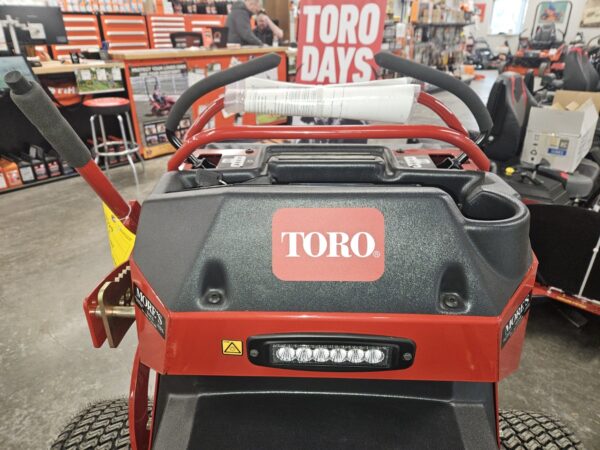 New Toro Revolution Electric Grandstand - Image 2