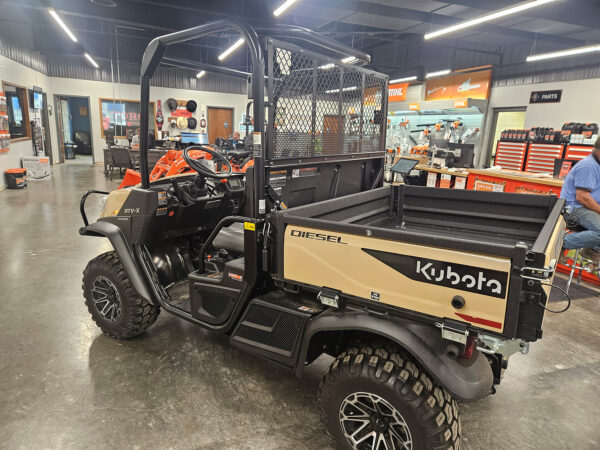 2024 Kubota RTVX2-PDLHS25 - DEMO MODEL 5 HOURS - Image 5
