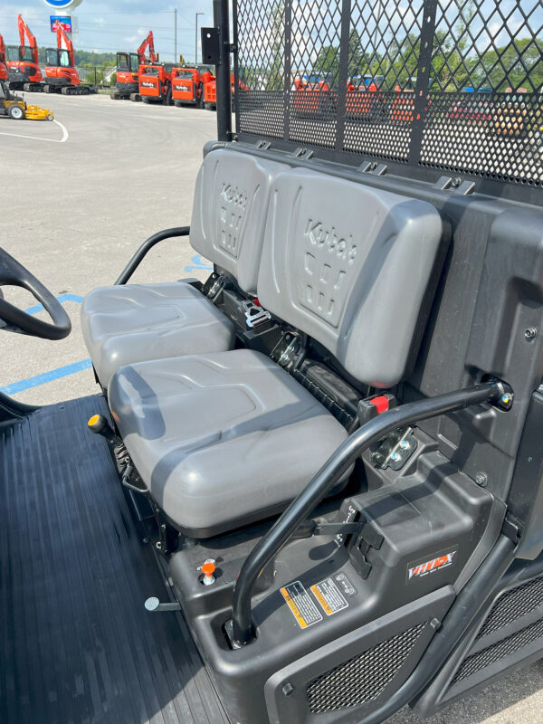 2024 Kubota RTVX2-PCLA25 DEMO MODEL - 56 HOURS - Image 4