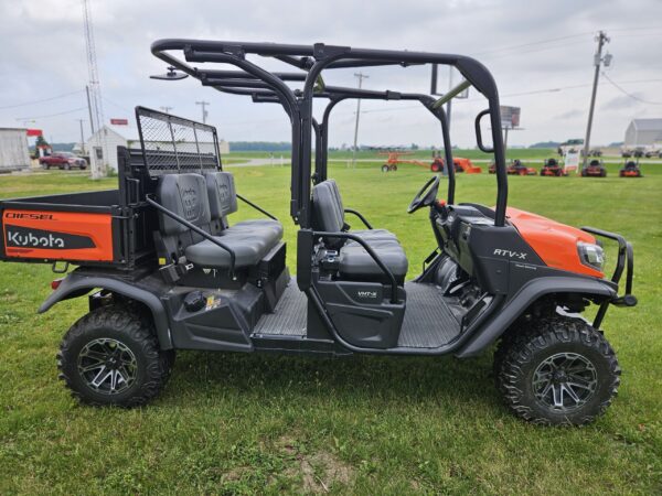 2025 Kubota RTVX4-PDLHS-1 - Image 10